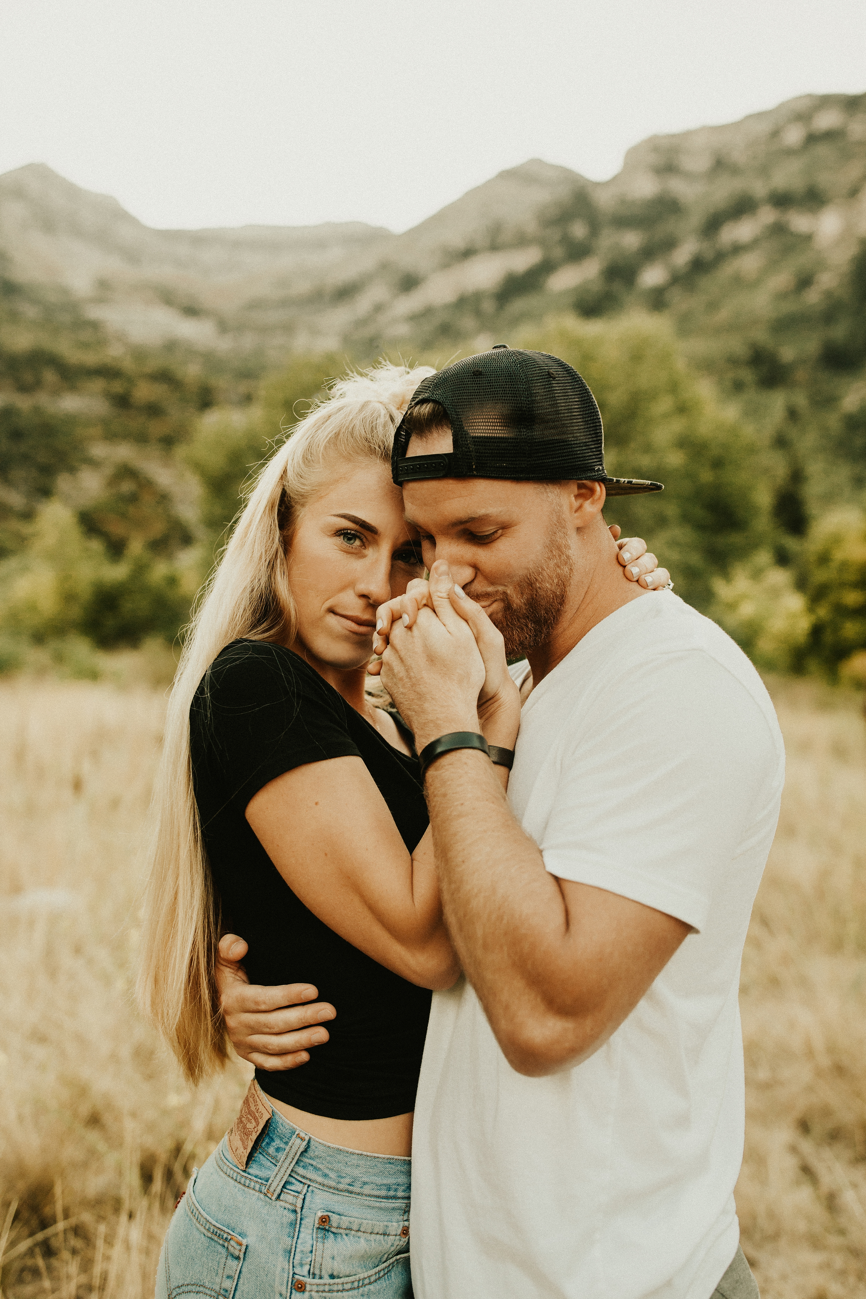 SummerMountainCouplesSession