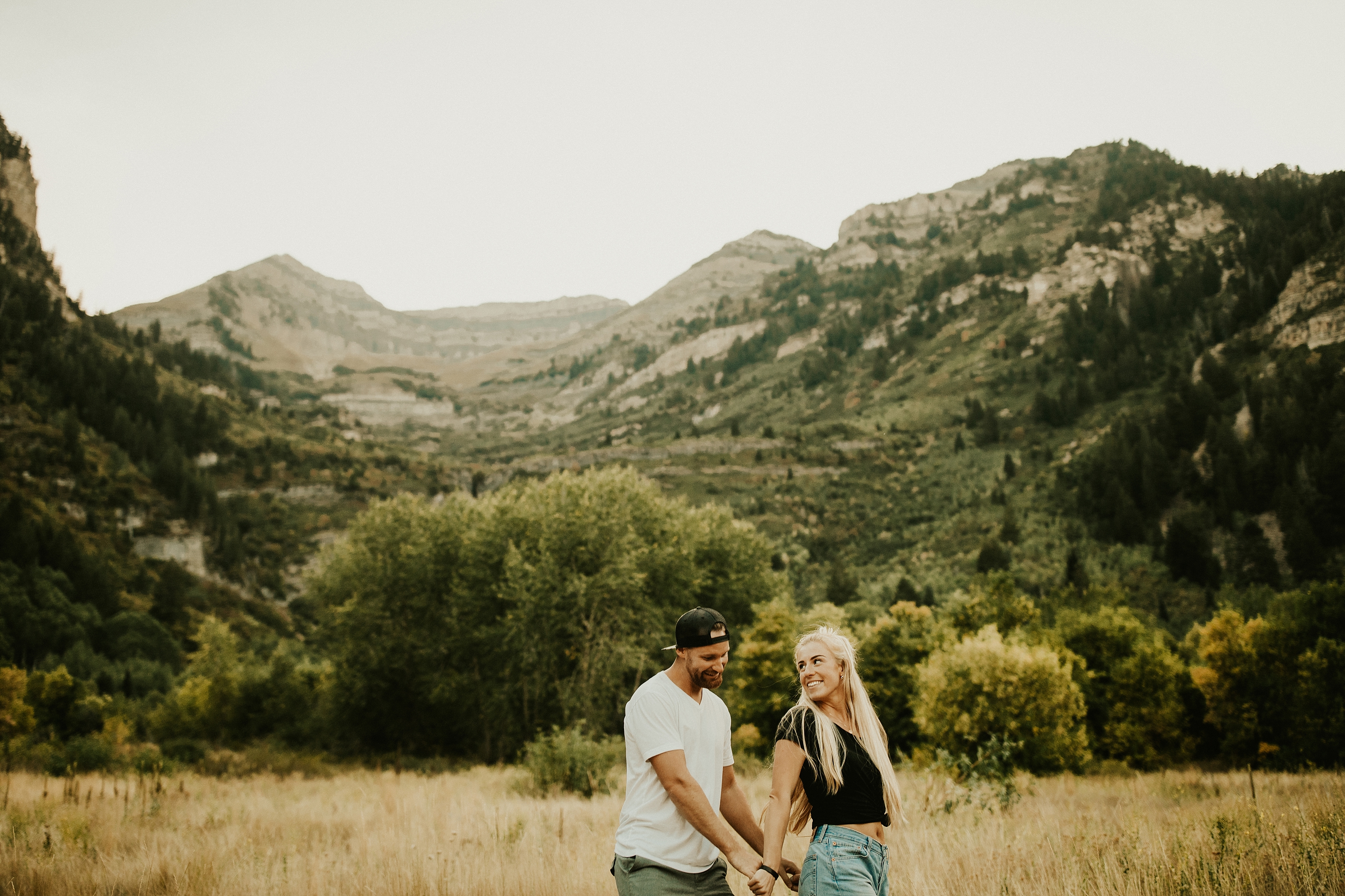 SummerMountainCouplesSession