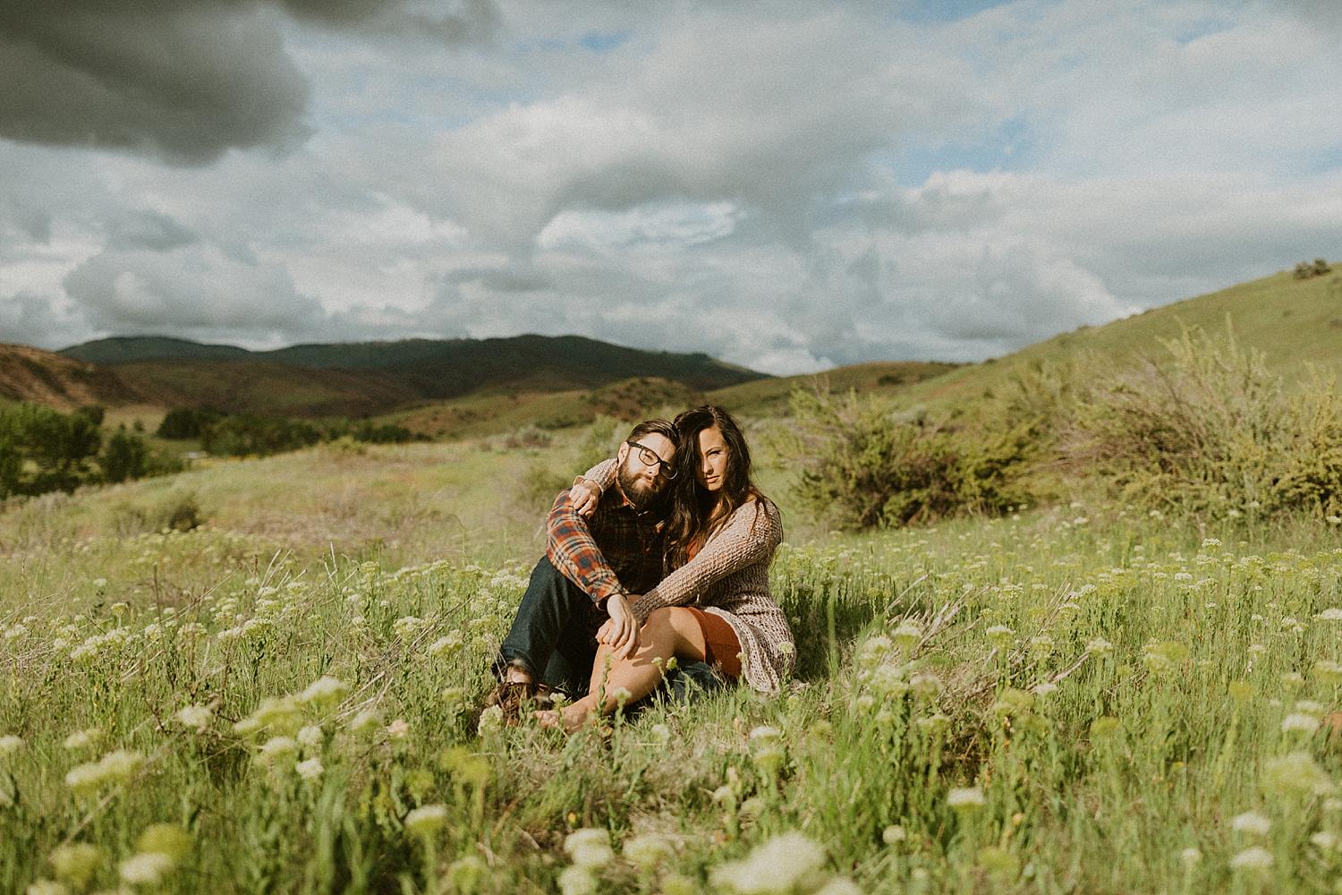 spring-couples-session-boise-foothills